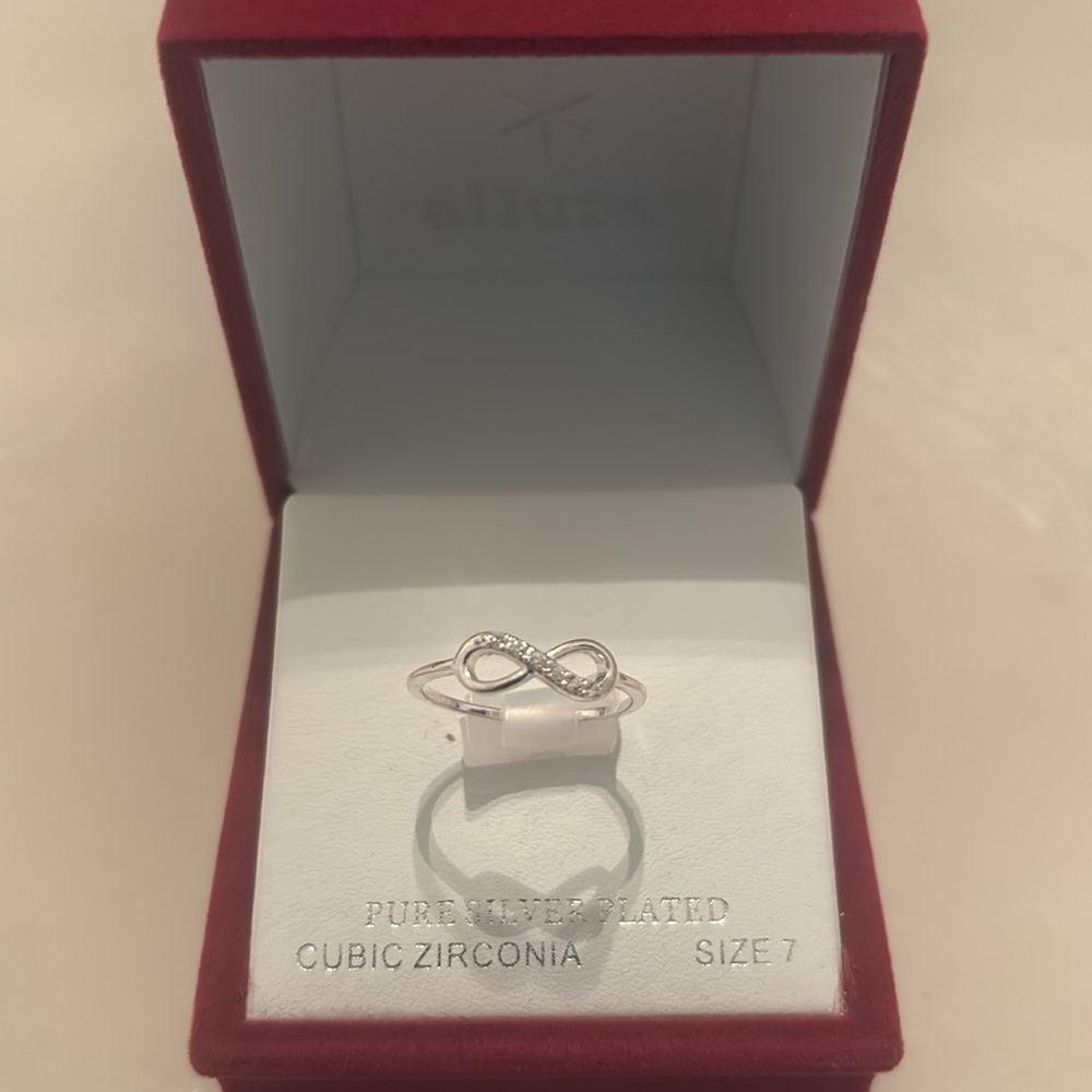 Silver Infinity Ring (NIB)